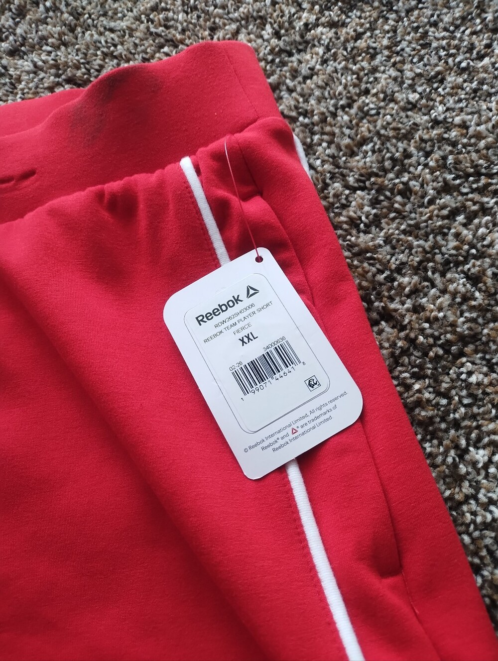 Womens Plus Size Reebok Shorts - Picture 3 of 5